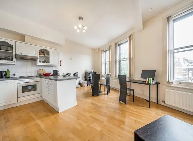 Photo 2 — City Road, City Road, EC1V