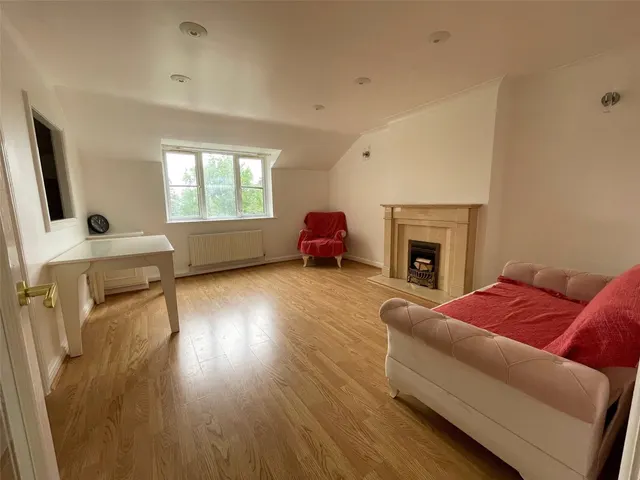 Photo 3 — Fairfield Heights, 274 Fulwood Road, Sheffied, S10