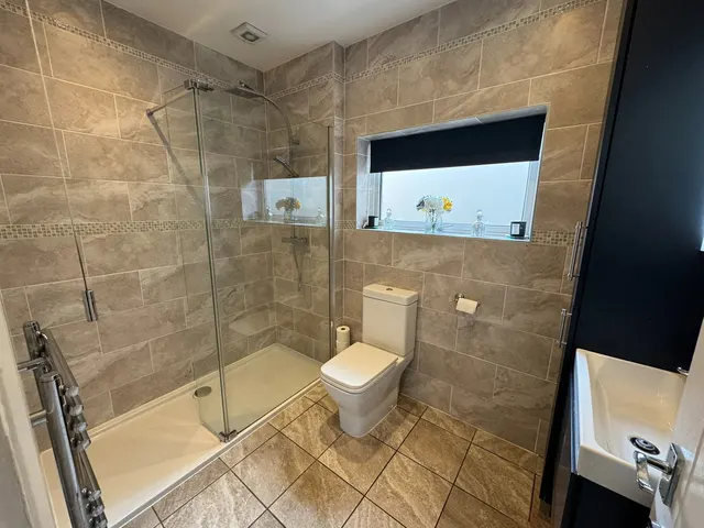 Photo 3 — Kingsnorth Road, Ashford, TN23