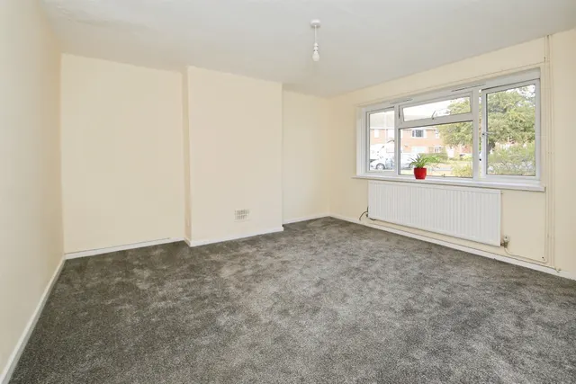 Photo 3 — Moyne Road, Sawtry, Huntingdon