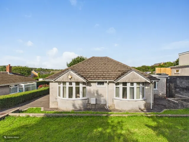Carmarthen Road, Fforestfach, SA5, photo 1