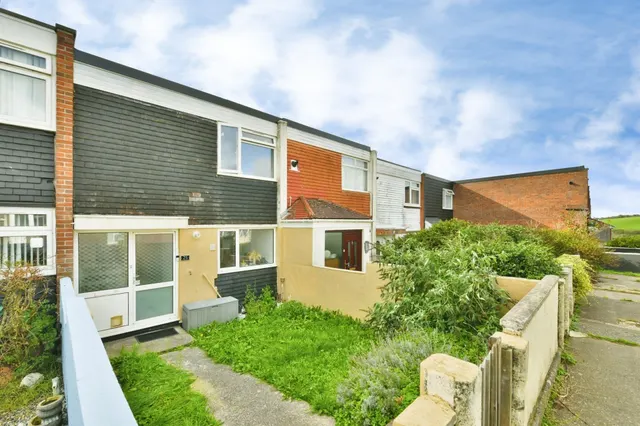 Cromer Walk, Plymouth, PL6, photo 1