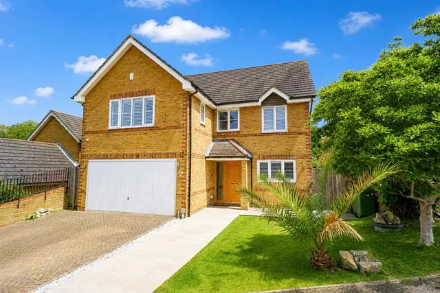 Rushmere Rise, St. Leonards-On-Sea, photo 1