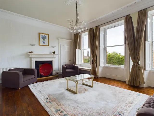 Photo 3 — Lynedoch Place, West End, Edinburgh, EH3