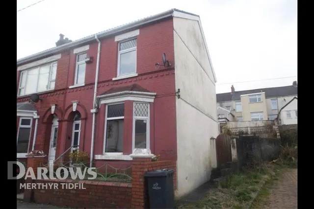 Shared House, Ebbw Vale, NP23, photo 1