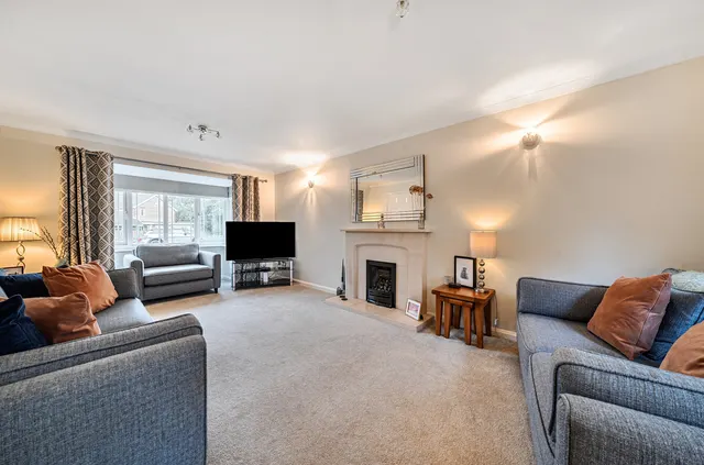 Worcester Crescent, Willand, EX15, photo 2