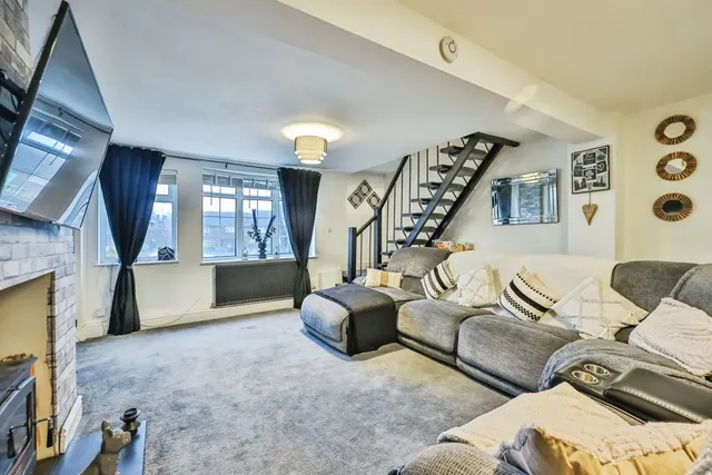 Nuthall Road, Nottingham, NG8, photo 2