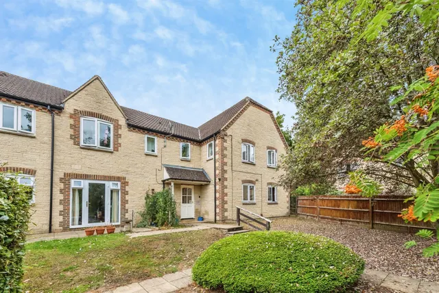 Kelham Hall Drive, Wheatley, Oxford, photo 1