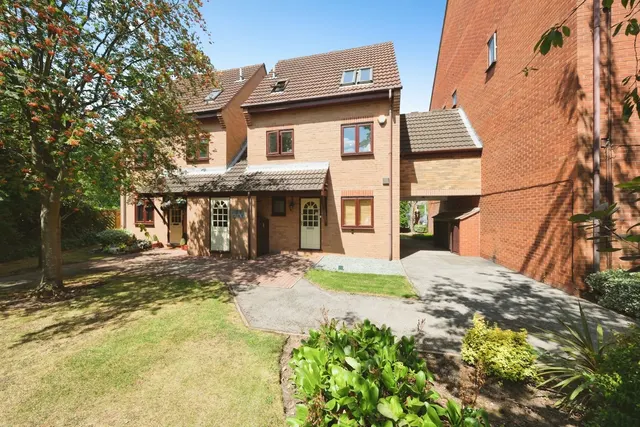 Heron Wharf, Nottingham, NG7, photo 1