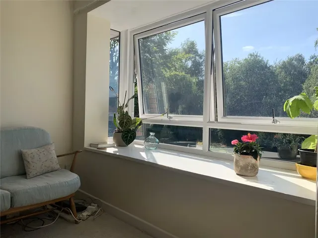 Priory Road, Forest Road, RH18, photo 3