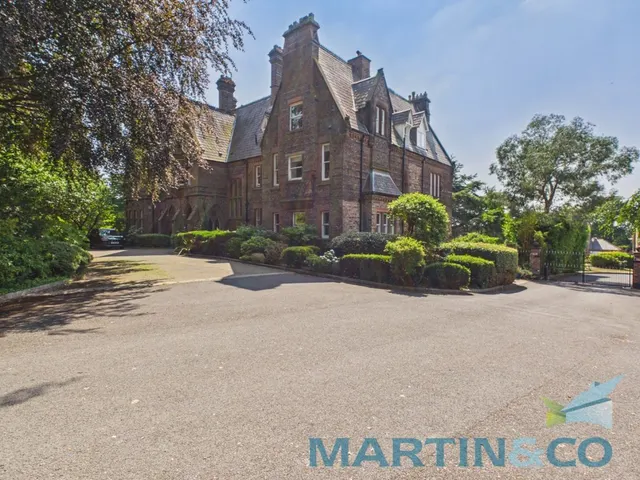 New Heys Drive, Allerton , Liverpool, photo 1