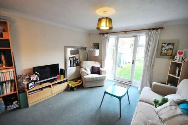 St. Bartholomews Court, Guildford, GU1, photo 3