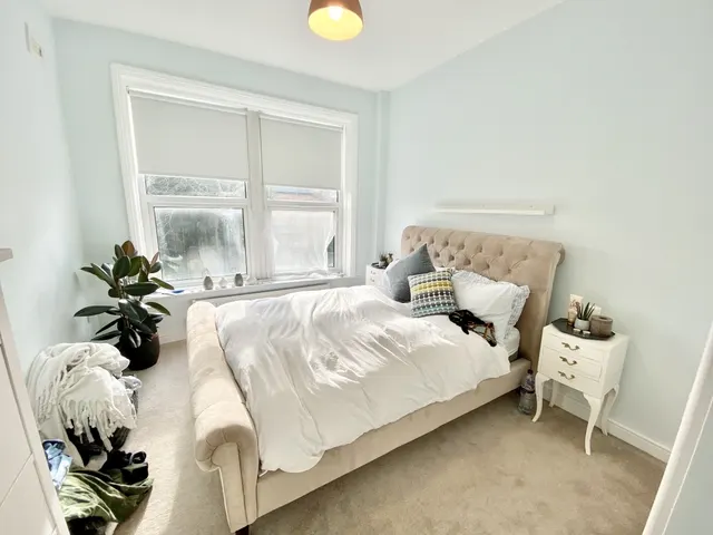 Photo 2 — Muswell Road, London, N10
