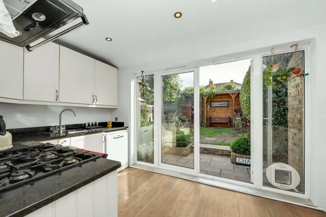 Photo 3 — Chapel Avenue, Addlestone, Surrey, KT15 1UH