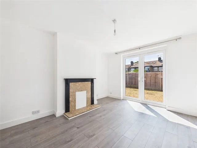 Kitchener Road, Walthamstow, E17, photo 2