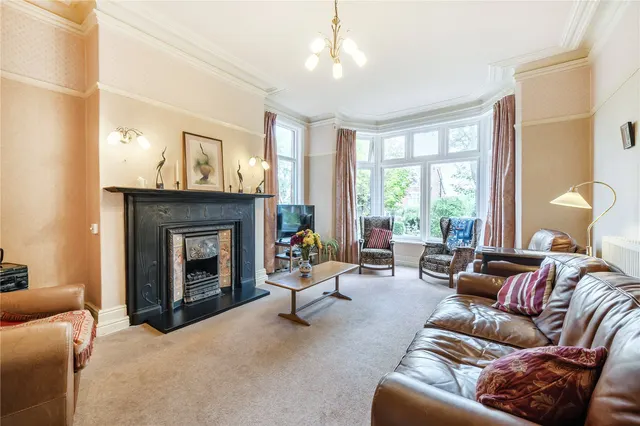 The Avenue, Roundhay, LS8, photo 3