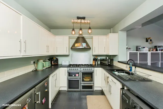 Photo 2 — Newbold Avenue, Borrowash