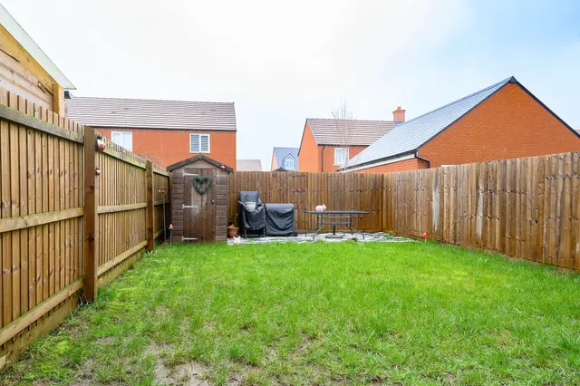 Barn Owl Drive, Kettering, NN14, photo 3
