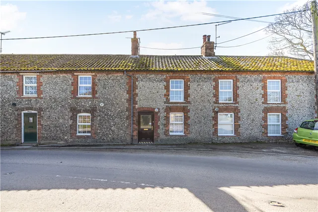 3 bedroom house, The Street, Morston