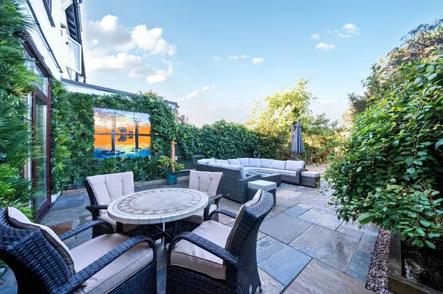 Conyers Road, London, SW16, photo 2