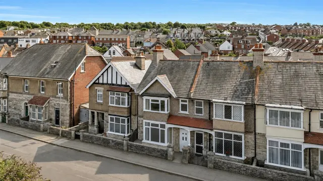 Kings Road West, Swanage, BH19, photo 1