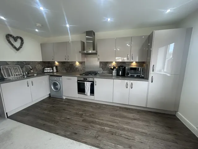 Old Farm Drive, Marston Green, B37, photo 1