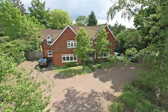 Croydon Rd, Reigate, RH2, photo 1