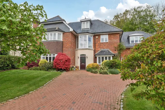 Park Grove, Beaconsfield, HP9, photo 1