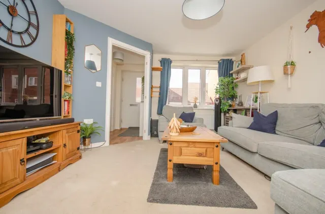 Bluebell Way, Lyde Green, BS16, photo 3