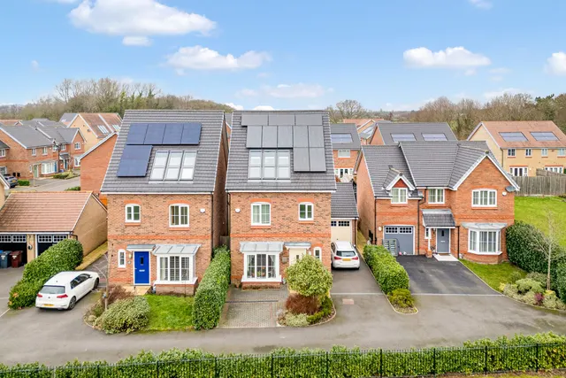 Bridgefield Road, Halewood, Liverpool, Liverpool, L26 6BU, photo 1