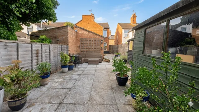 Photo 2 — Gladstone Street, Bourne, PE10