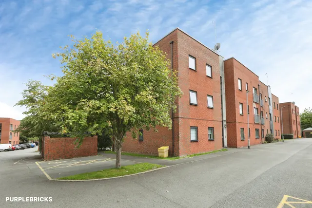 Penstock Drive, Stoke-On-Trent, ST4, photo 1