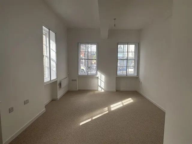 Longs Building, Devizes, SN10, photo 2