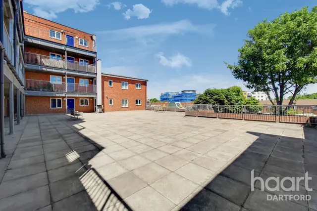 James Watt Way, Erith, DA8, photo 2