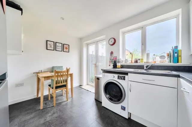 Townsend Road, Witney, OX29, photo 2