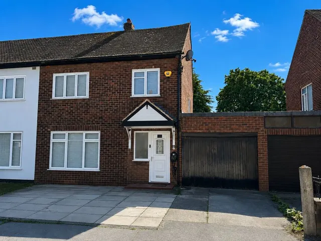Brooke Avenue, Handforth, Cheshire, SK9, photo 1