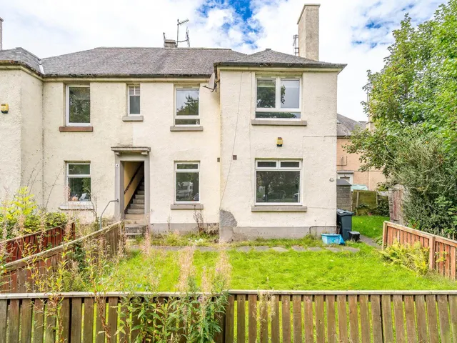 Whitson Grove, Stenhouse, EH11, photo 1