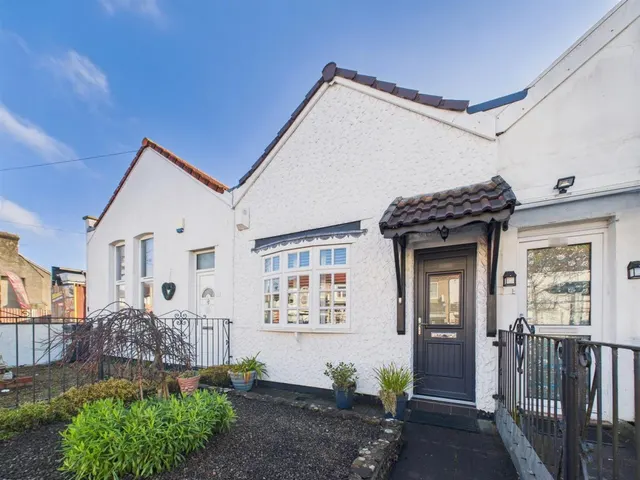 Southmead Road, Westbury-On-Trym, BS10, photo 3