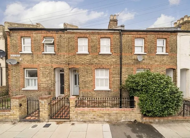 Felix Road, Ealing, W13, photo 1