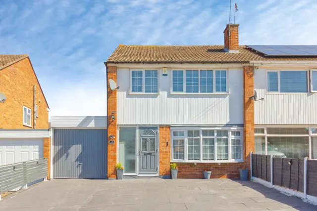 Grass Acres, Leicester, LE3, photo 1