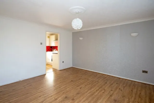 Gatcombe Drive, Stoke Gifford, BS34, photo 3