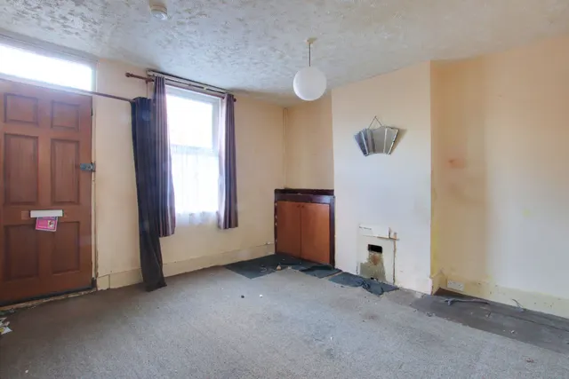 Photo 2 — Helder Street, South Croydon, South Croydon, CR2 6HT