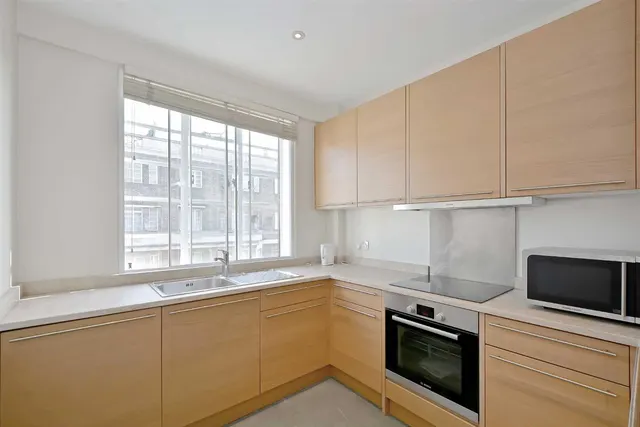 Albion Street, Hyde Park, W2, photo 2
