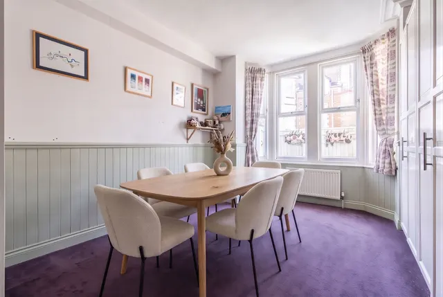 Six Bedroom Period Home in Hunstanton, photo 3