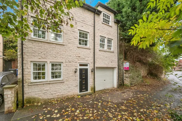 Castle Avenue, Conisbrough, Doncaster, photo 1