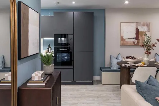 Lytton Way, SG1, photo 1