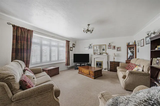 Beacon Drive, Seaford, photo 2