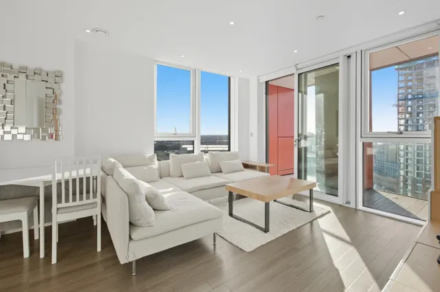 Hebden Place, Nine Elms Point, SW8, photo 1
