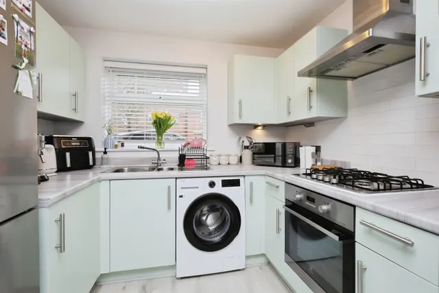 Reid Crescent, Hellingly, BN27, photo 2