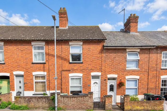 Queen Street, Rushden, photo 1